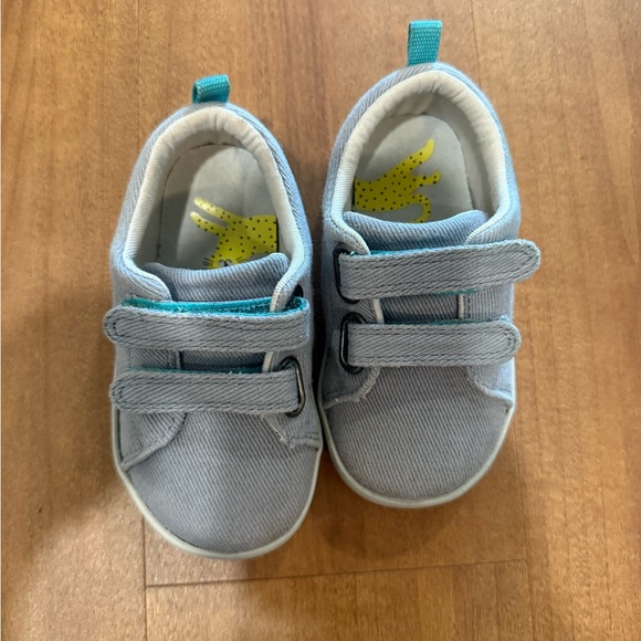 Ten Little Gray canvas Sneakers - Picture 1 of 4